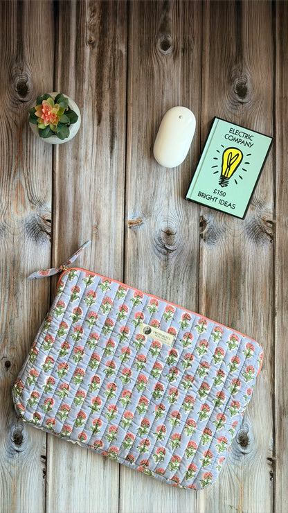 Quilted Laptop Sleeve | Ditsy Daisy