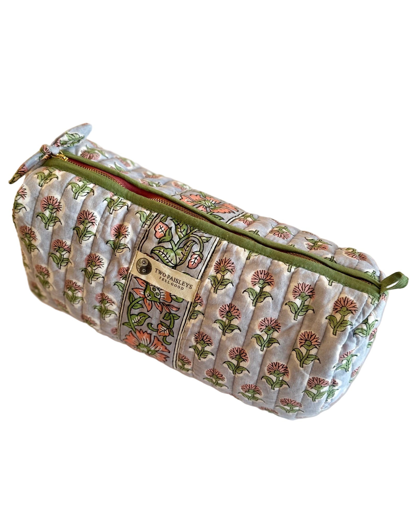 Full view of the pink daisy wash bag from top