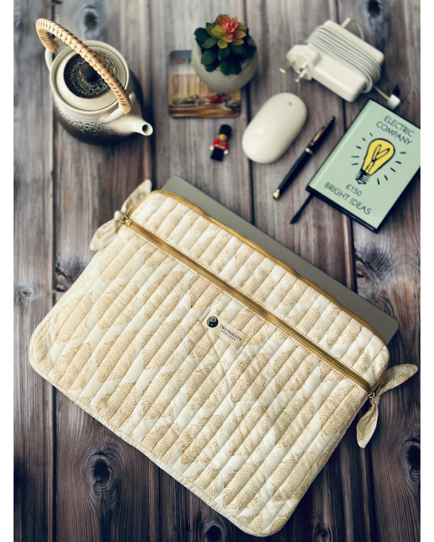Henna Tattoo MacBook Quilted Laptop Sleeve