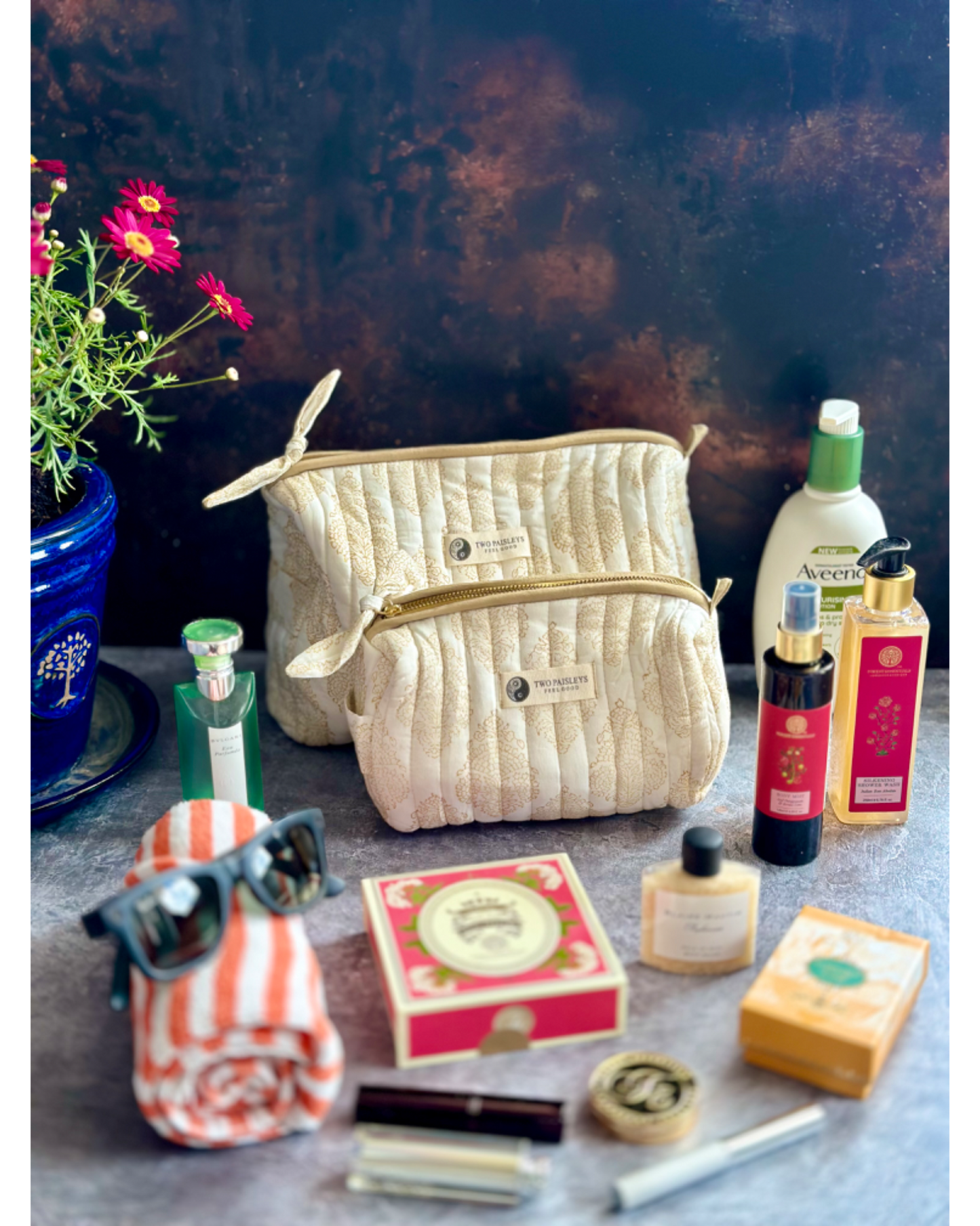 Henna Tattoo Quilted Wash Bag