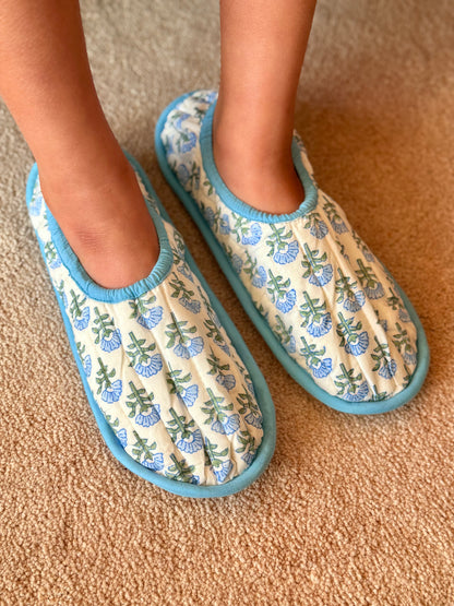 Blue Blossom Cotton Gift Set – Robe, Makeup Bag, Slippers & Sunglasses Case