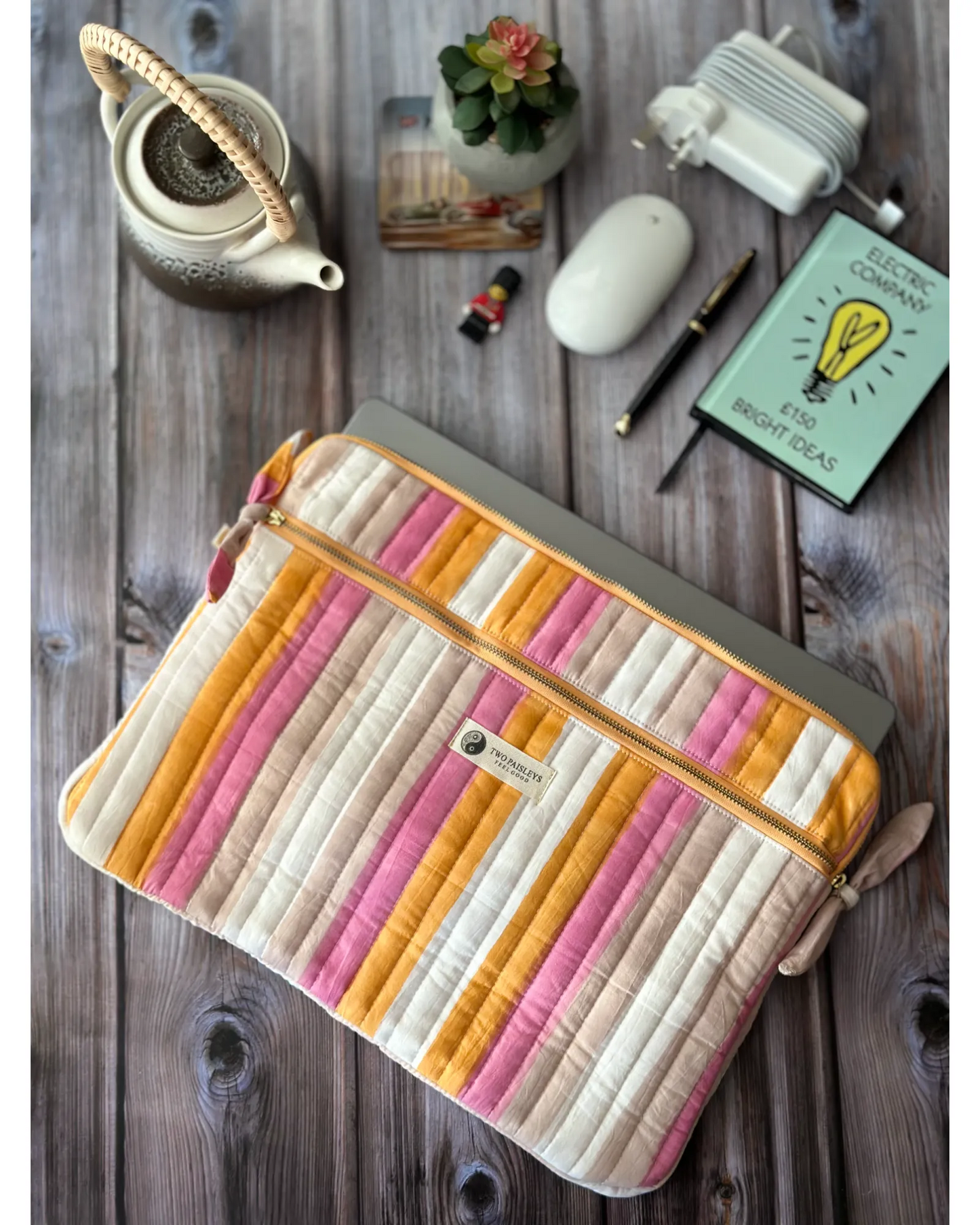 Quilted Laptop Sleeve & Organiser Pro | Ice Cream Striped