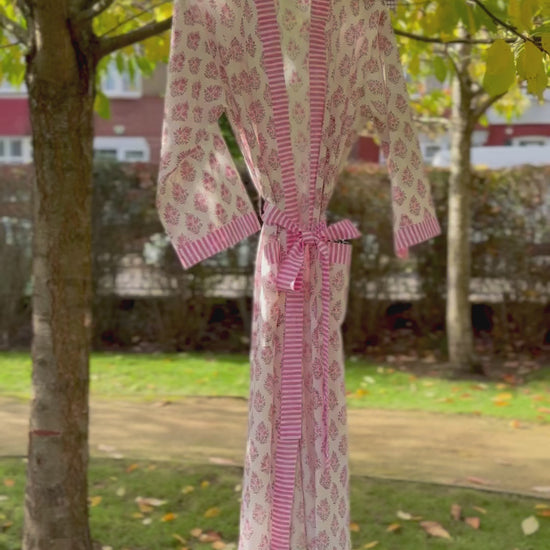 Movie showing details of the vintage floral block print dressing gown